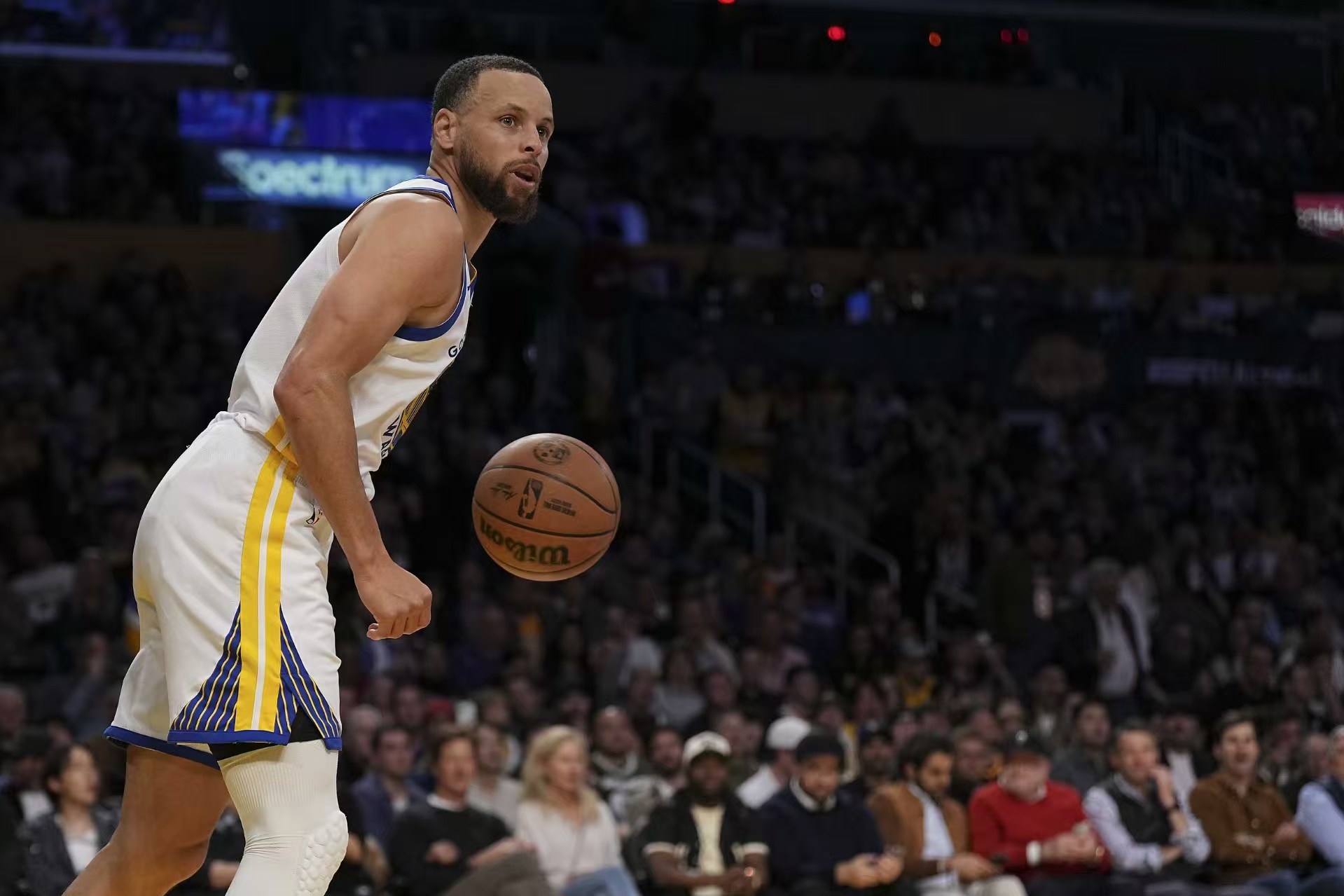 แกงป่วยเป็นหวัดมาหลายวัน! Kerr: Curry จะพลาดเกมกับ Kings ในวันพรุ่งนี้